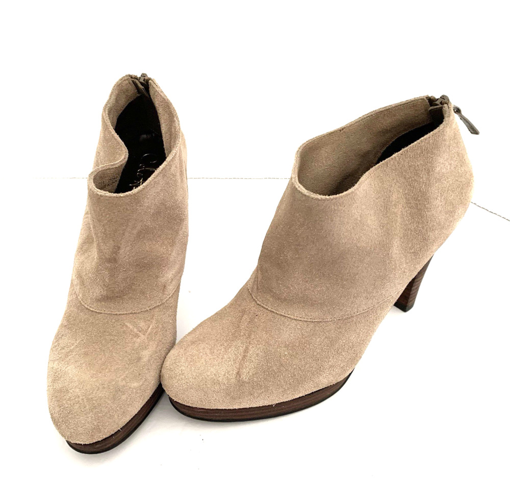 Cole Haan Womens 8.5B Beige Suede Ankle Booties Back Zip Stacked Heel